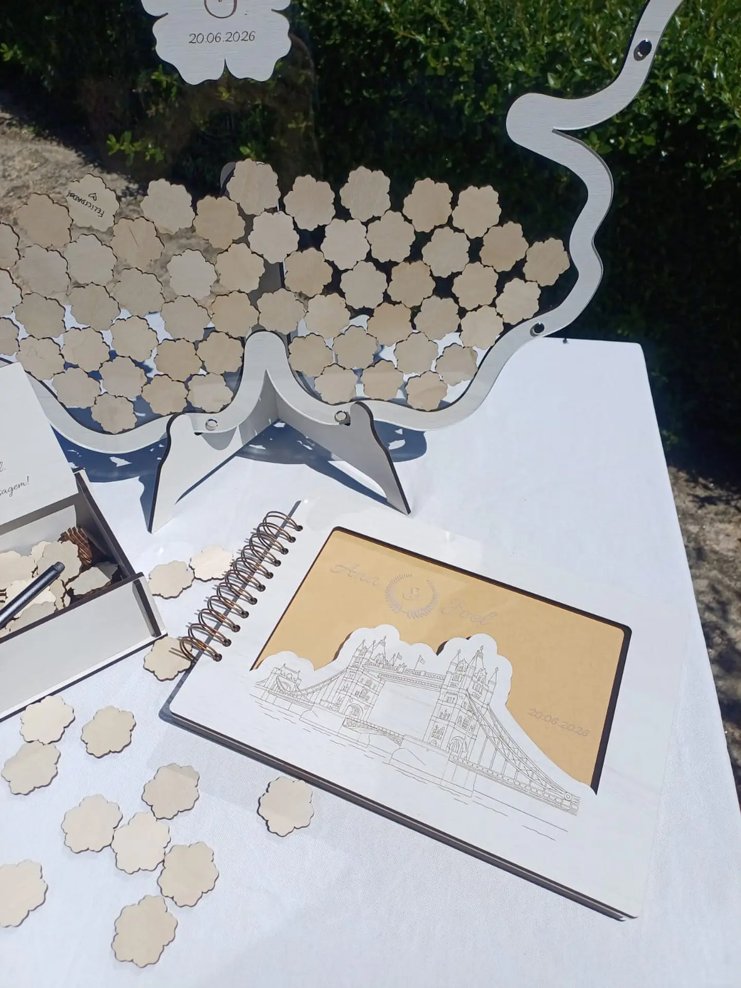 Quadro, Caixa Envelopes e Livro de Honra - Conjunto FLOR 2