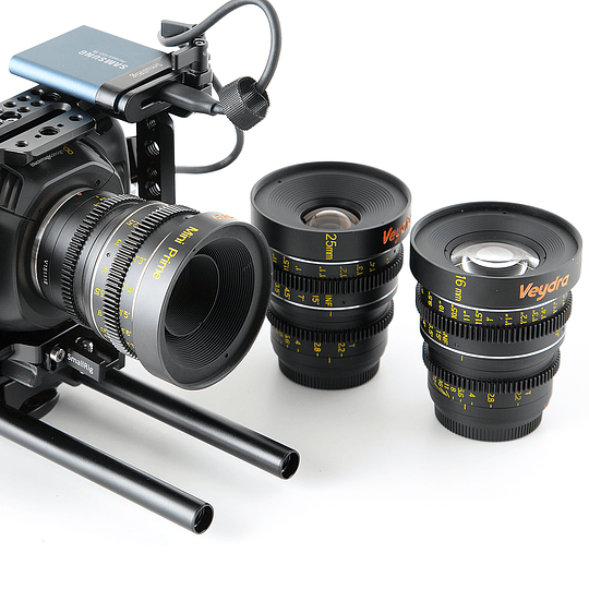 Arriendo de Kit Filmmaker Blackmagic Pocket 4K Avanzado con Maleta Veydra