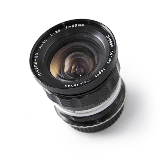 Arriendo de Lente VINTAGE Nikon Nikkor 20mm f3.5 UD