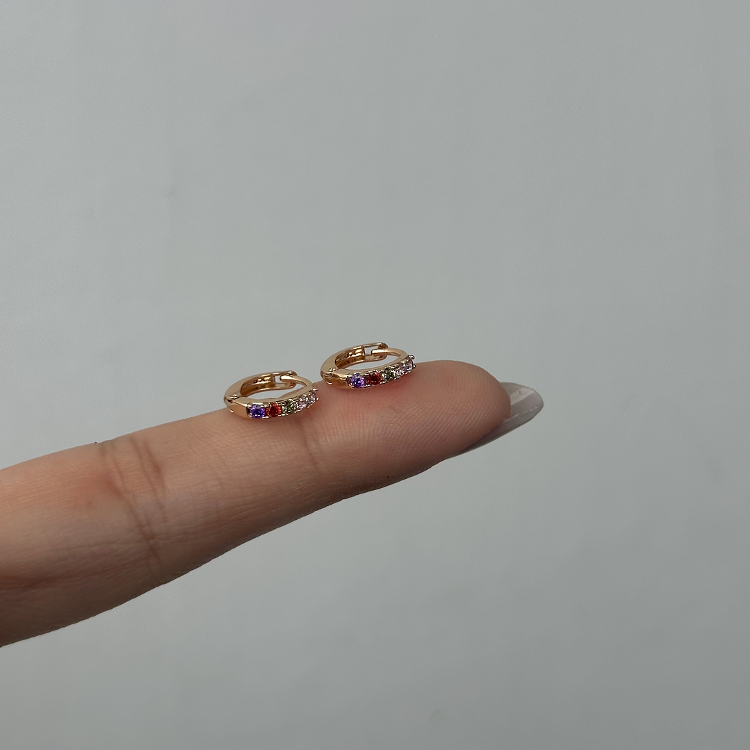 Huggie Multicolor 9mm 10