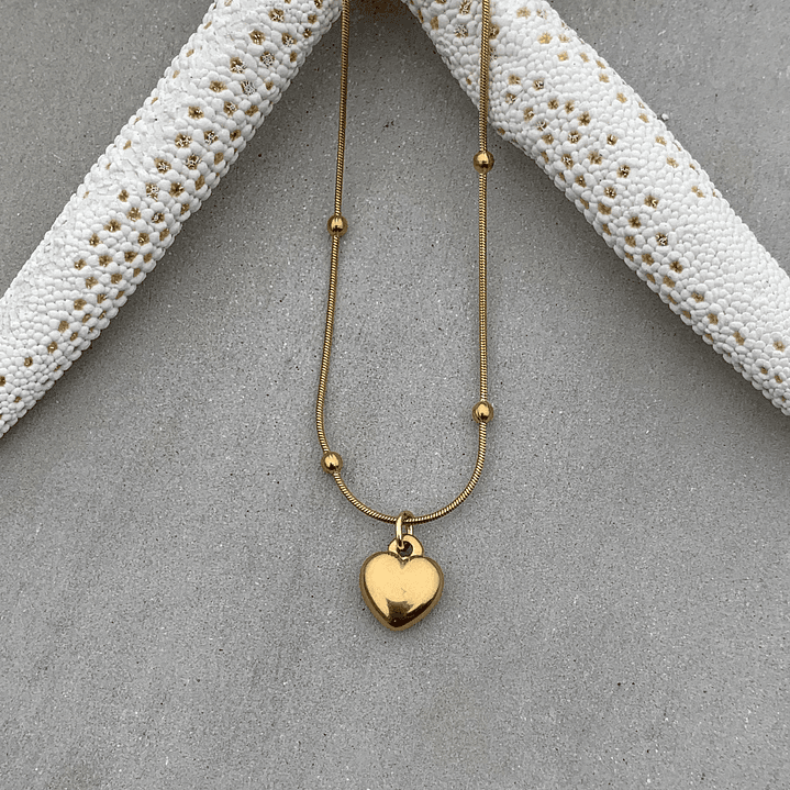 Amour Necklace 2