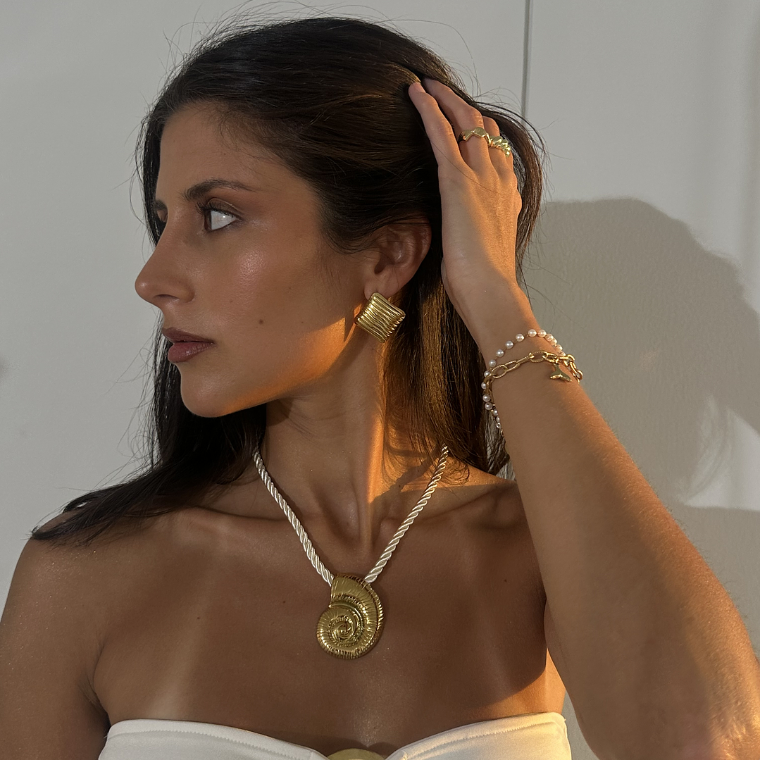 Bahía Azul Necklace 3