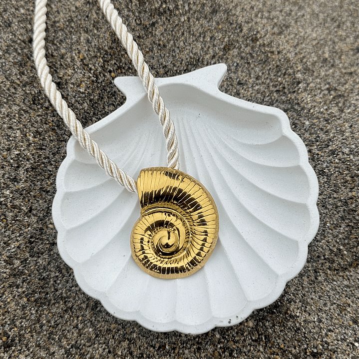 Bahía Azul Necklace 4