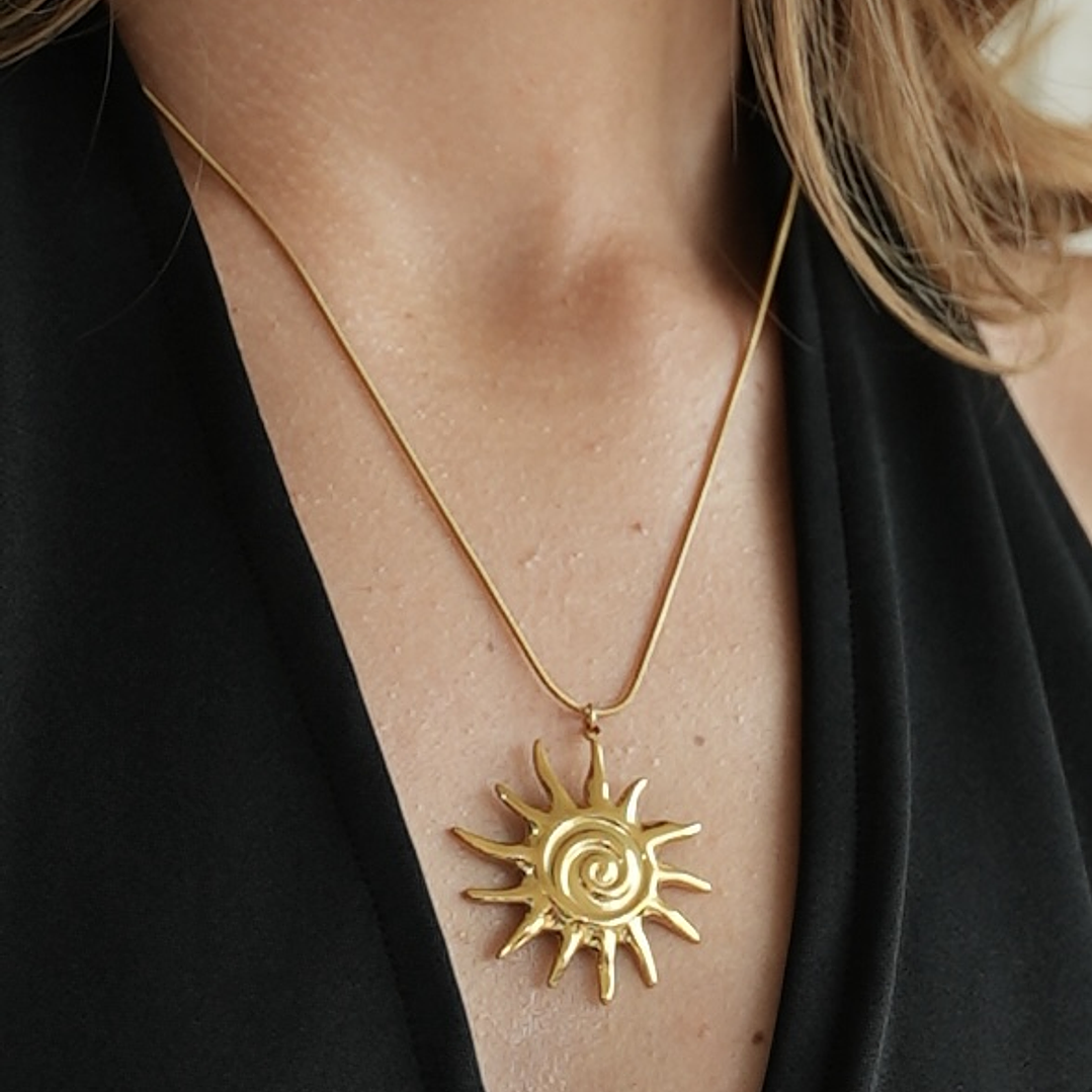 Sunny Necklace 1