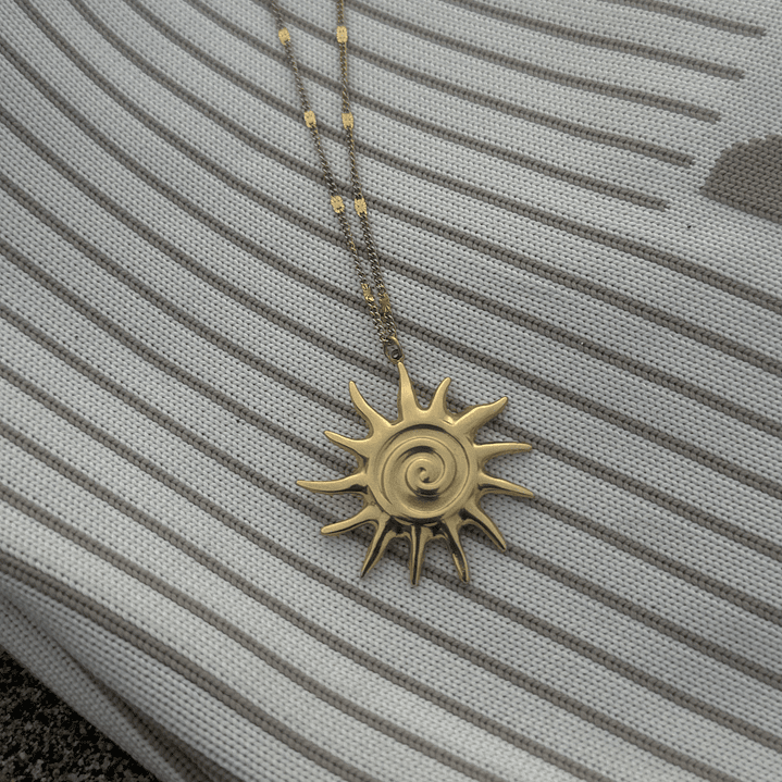 Sunny Necklace 4