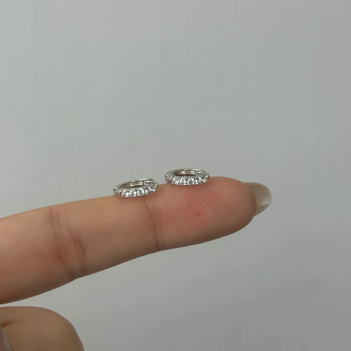 Zircon hoops Silver 9mm  1