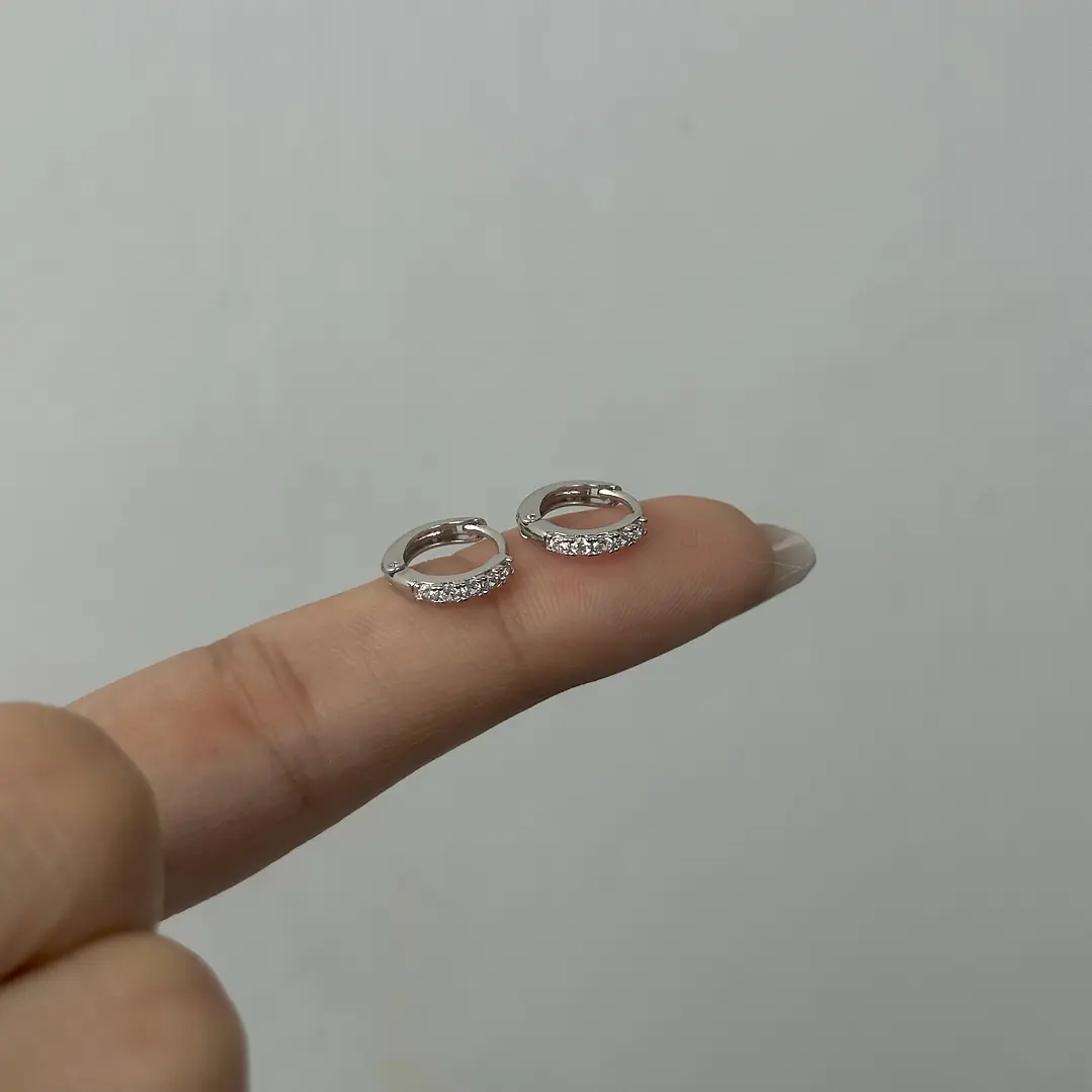 Zircon hoops Silver 9mm  6