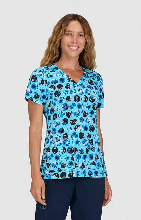 Pechera Clínica Mujer Estampada Koi