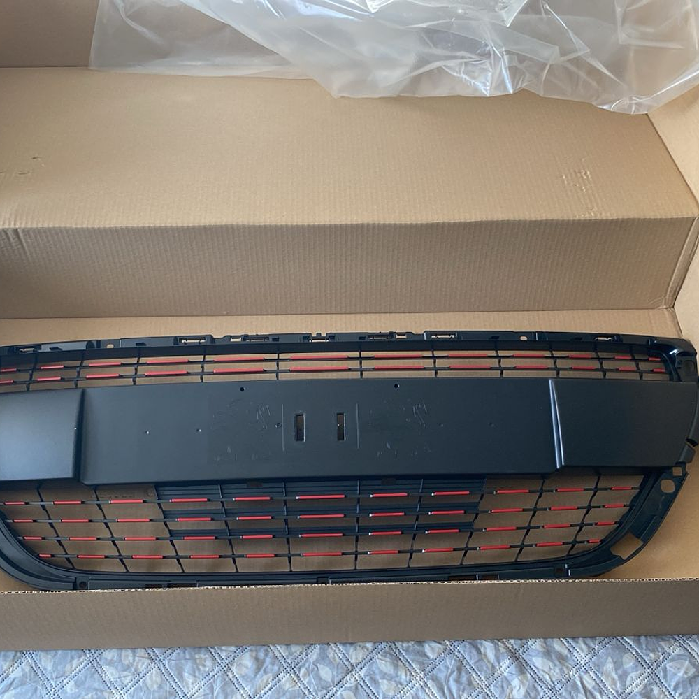 MASCARA PEUGEOT 208 ROJO