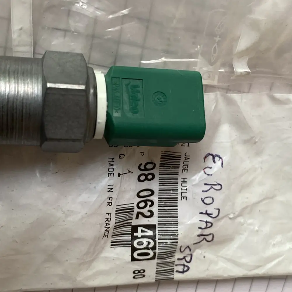 SENSOR NIVEL DE ACEITE (MOTOR EP6)