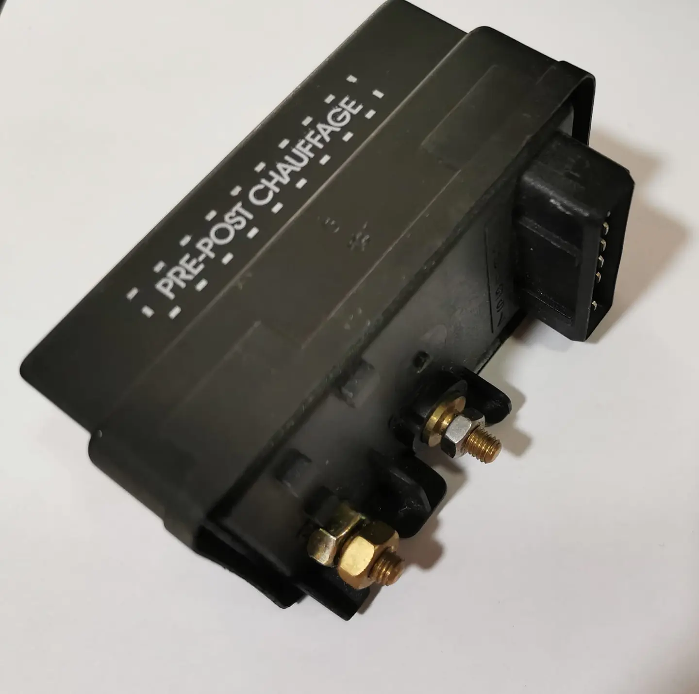 CAJA PRECALENTADORA DE BUJIAS PARA RENAULT 19 DIESEL   1