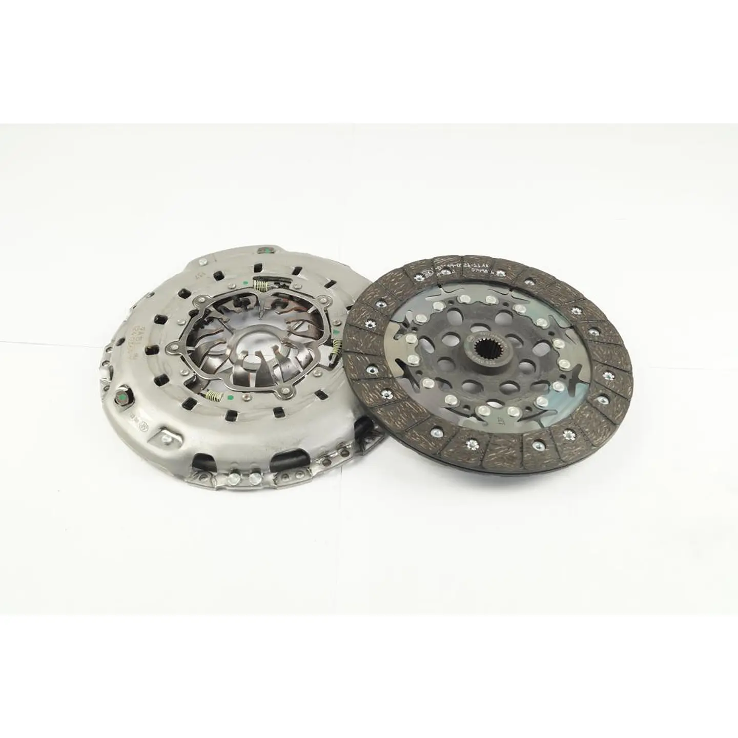 KIT EMBRAGUE LUK (PRENSA Y DISCO) PARA RENAULT MEGANE II 2.0 16V F4R 1