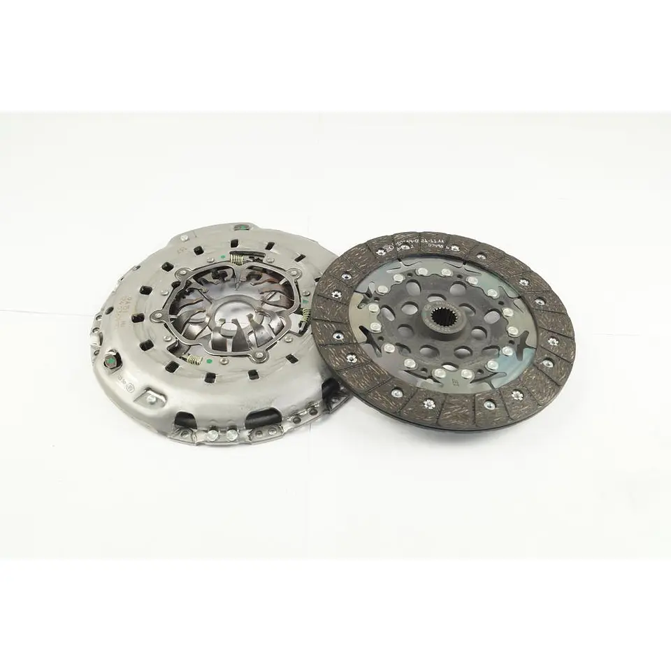 KIT EMBRAGUE LUK (PRENSA Y DISCO) PARA RENAULT MEGANE II 2.0 16V F4R 1