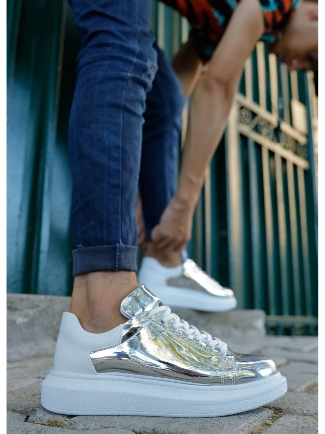 Chekich Sneakers Silver & White 2