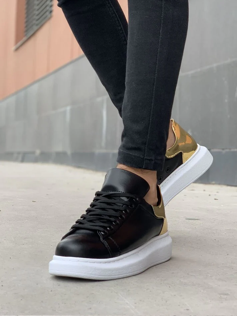 Sneakers Black & Gold 1