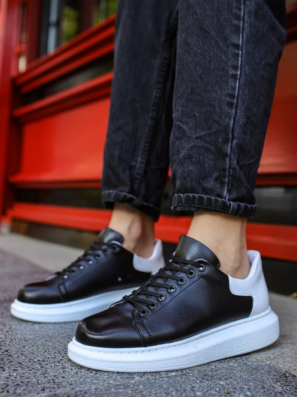 Sneakers Estrella Black & White 1