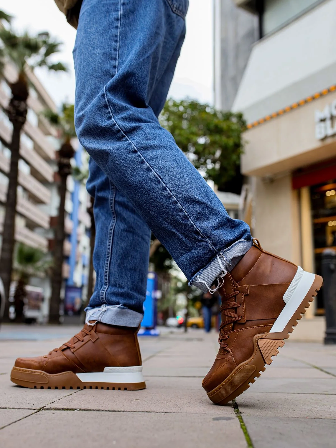 Zapatillas Ghost Line Brown 1