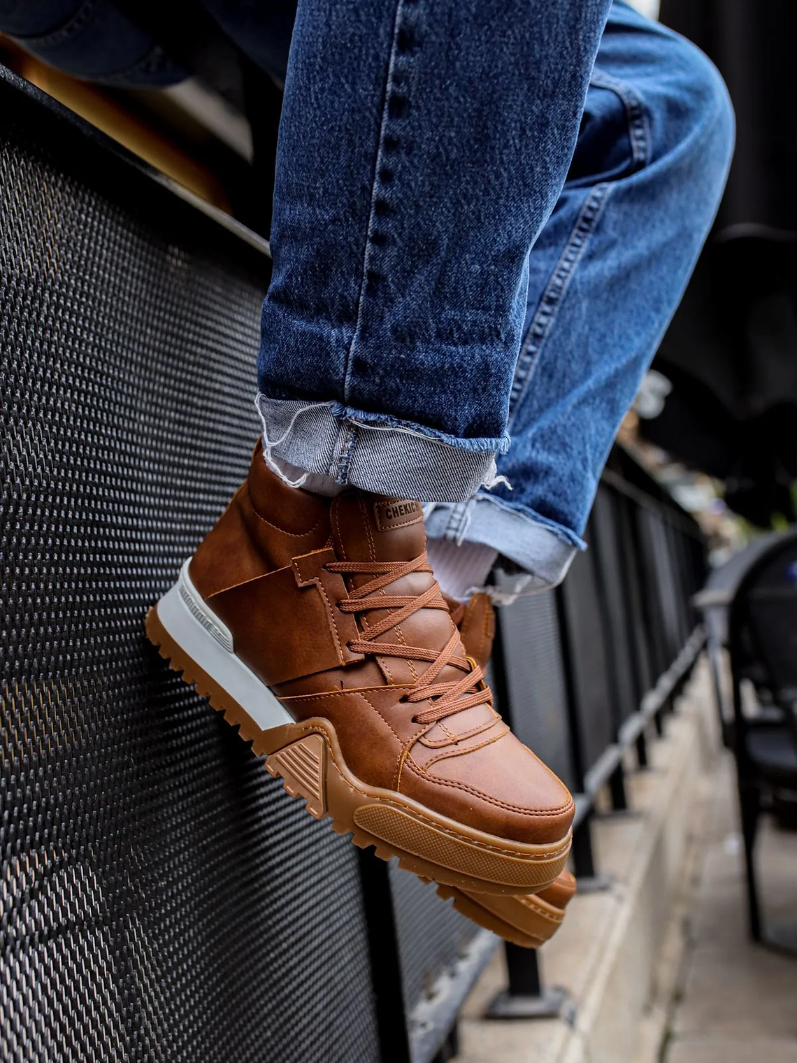 Zapatillas Ghost Line Brown 2