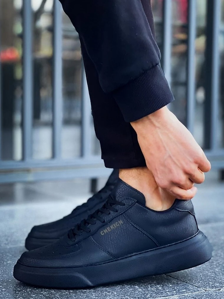 Zapatilla Kenton Full Black 1