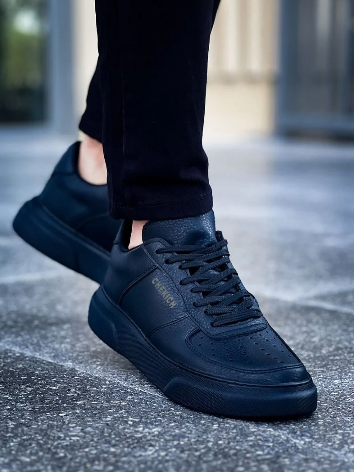 Zapatilla Kenton Full Black 2