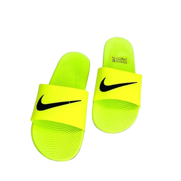 Chalas Nike Squeeze me
