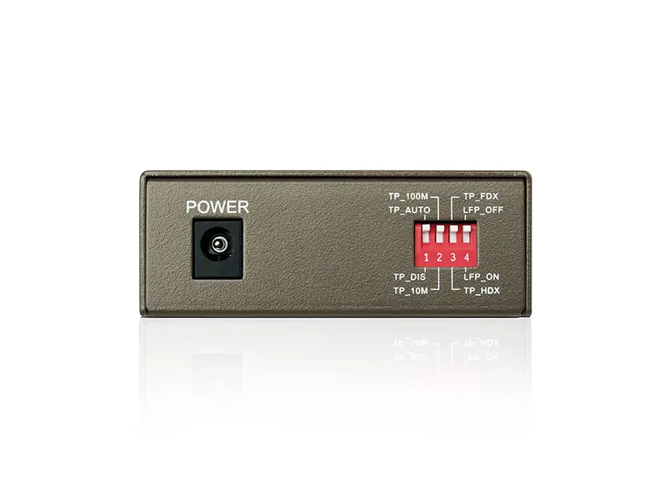 MC111CS. Convertidor Multimedia WDM TP-Link MC111CS, 10/100Mbps, RJ45, SC/UPC, IEEE 2