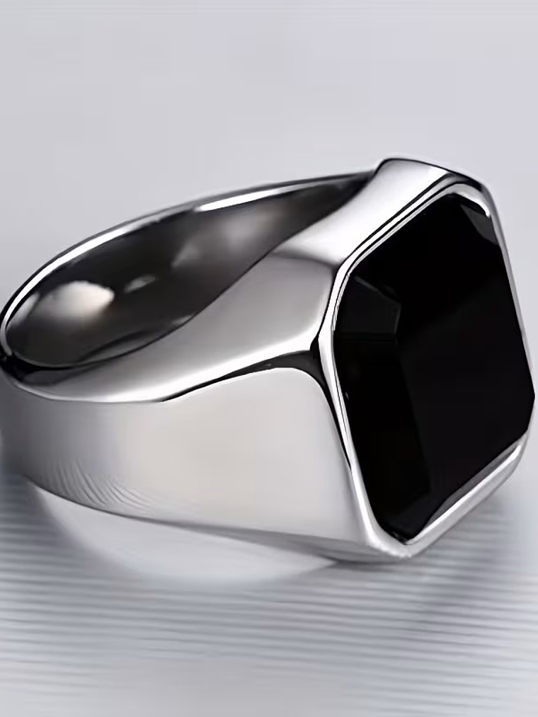 Anel Pedra Preta Quadrado 2