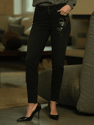 Calcas pretas com coração