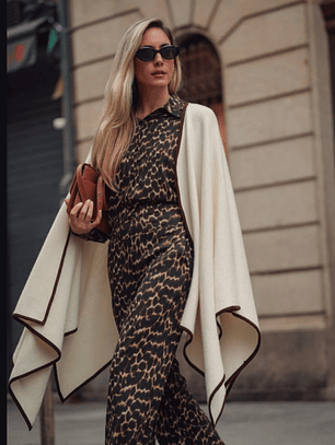 blusa animal print em viscose