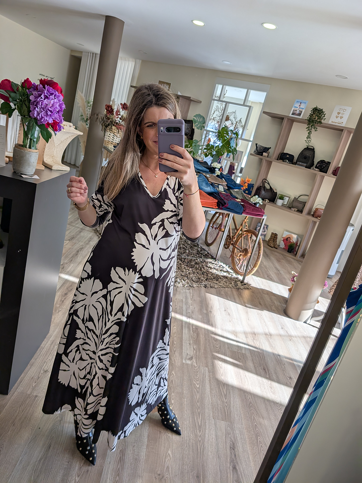 Vestido comprido preto e branco 1