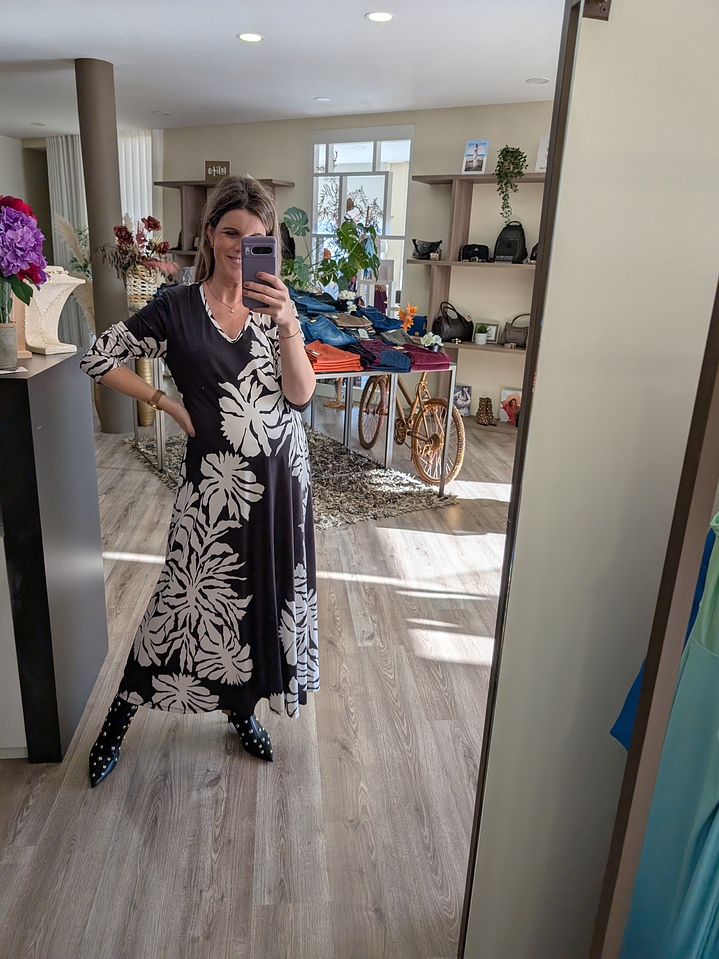 Vestido comprido preto e branco 3