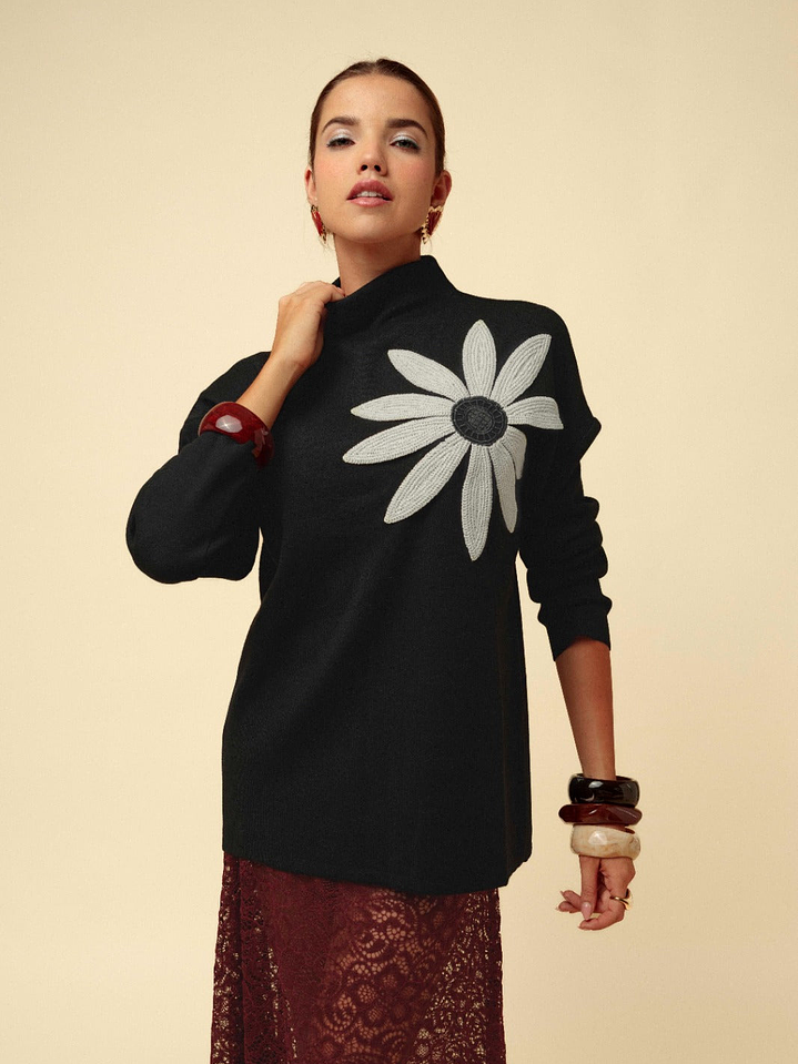 Camisola malha com flor 1