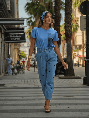 T-Shirt Azul/Big Zone 