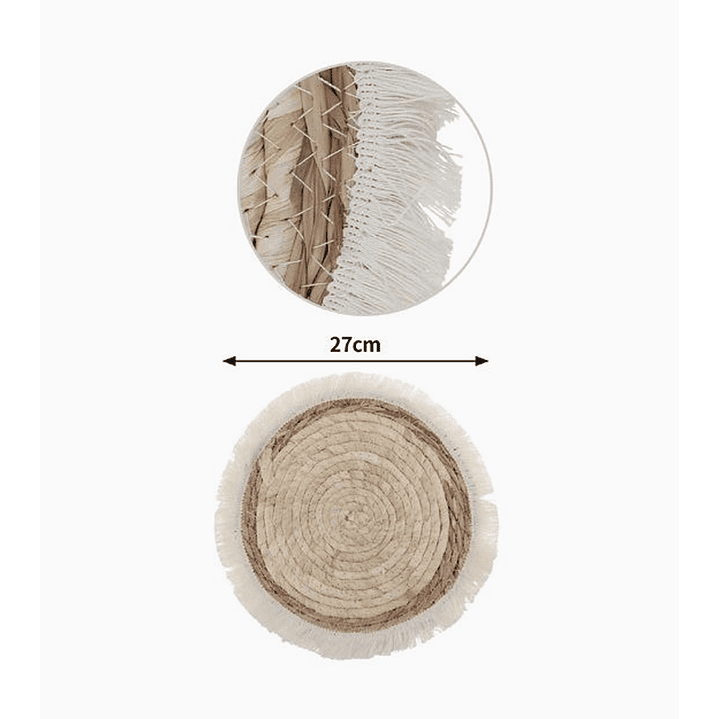 Mantel de centro tejido artesanal 27 cm con vuelitos de lana 2