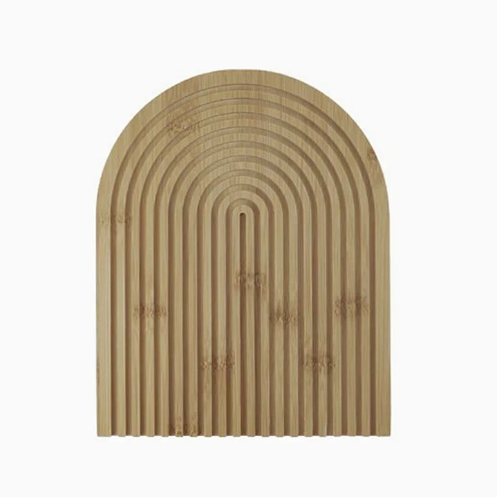 Bandeja de bambú decorativa – 32 × 23 cm 1