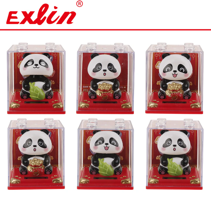Oso Panda de la Fortuna con Bambú 10cm 1