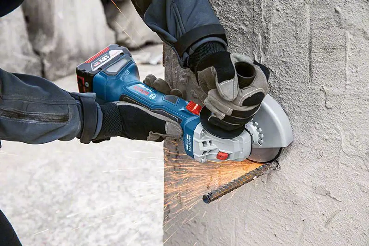 Rebarbadora sem escovas a bateria 115mm GWS 18V-7 BOSCH 4