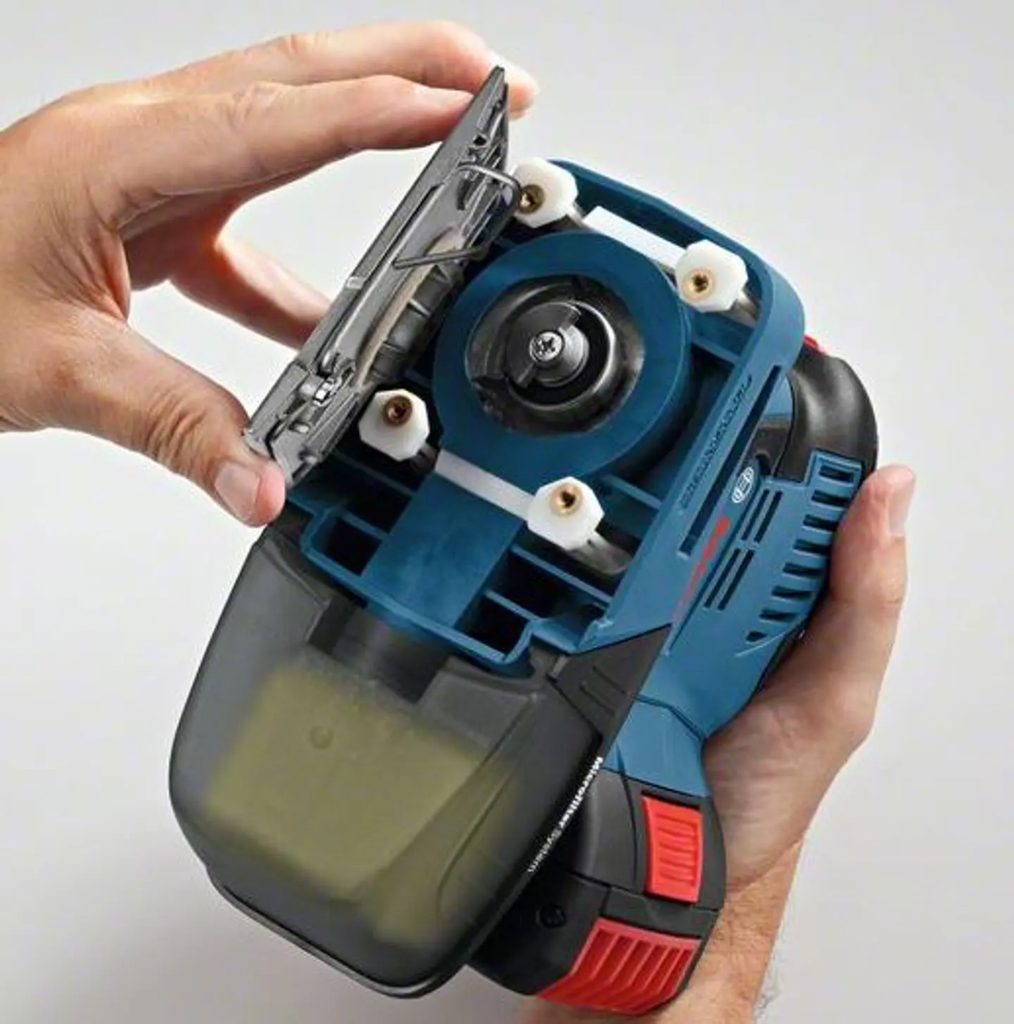 Lixadora vibratória a bateria 18 Volts GSS 18V-10 BOSCH 4