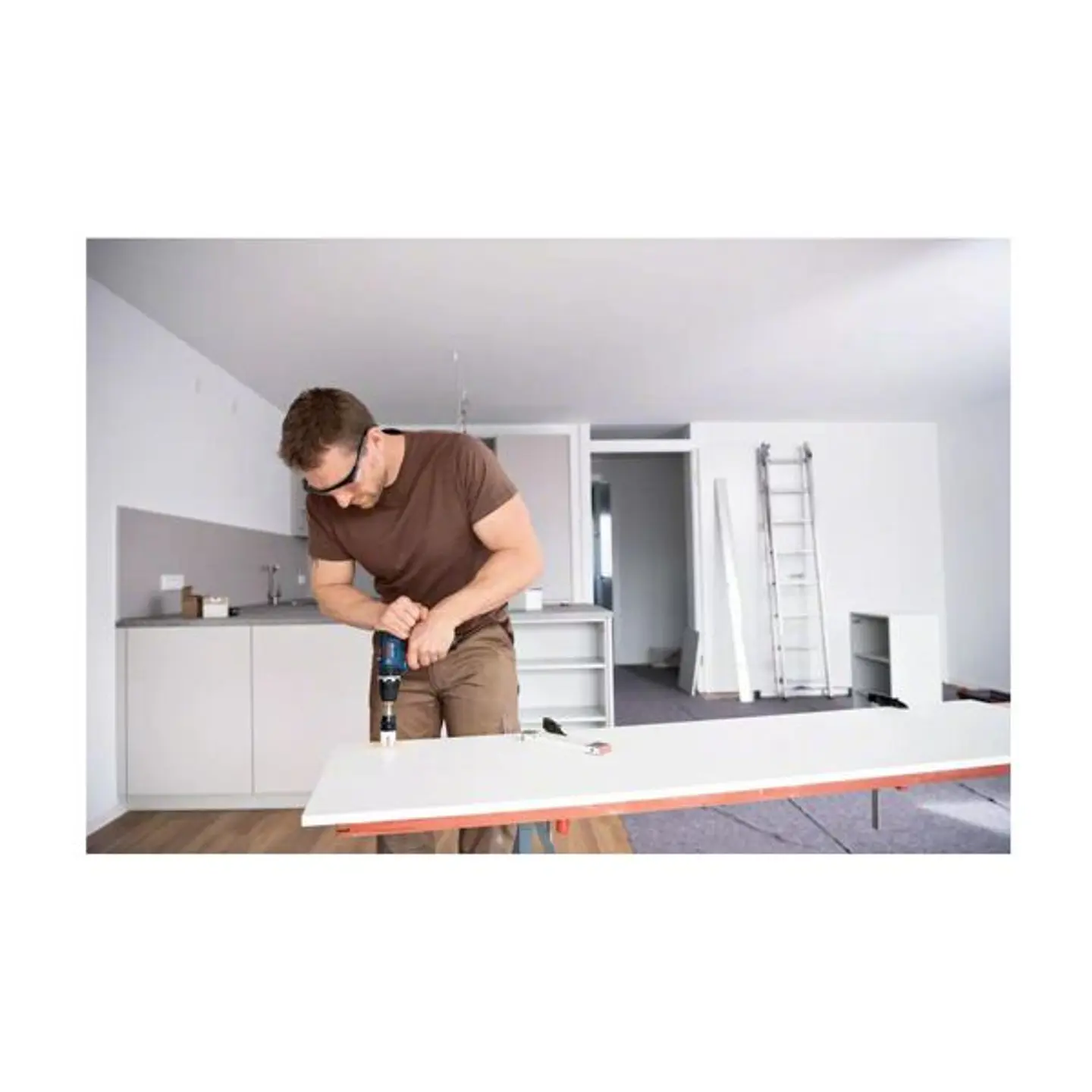 Aparafusadora Berbequim com percussão sem fio GSB 12V-35 BOSCH 4