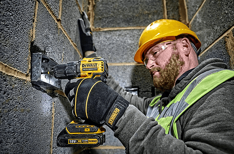 Aparafusadora compacta sem escovas XR 18V Li-Ion 2,0Ah - 2 VEL DCD708D2T DEWALT