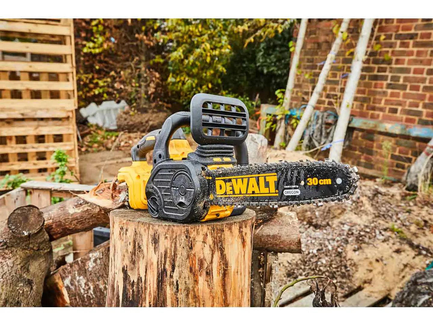 Eletrosserra compacta sem escovas XR 18V DCM565P1 DEWALT 3