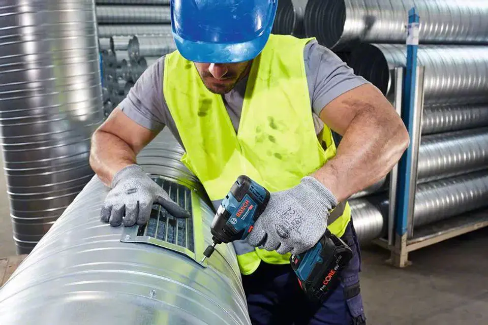 Aparafusadora de impacto GDR 18V-200 BOSCH 2