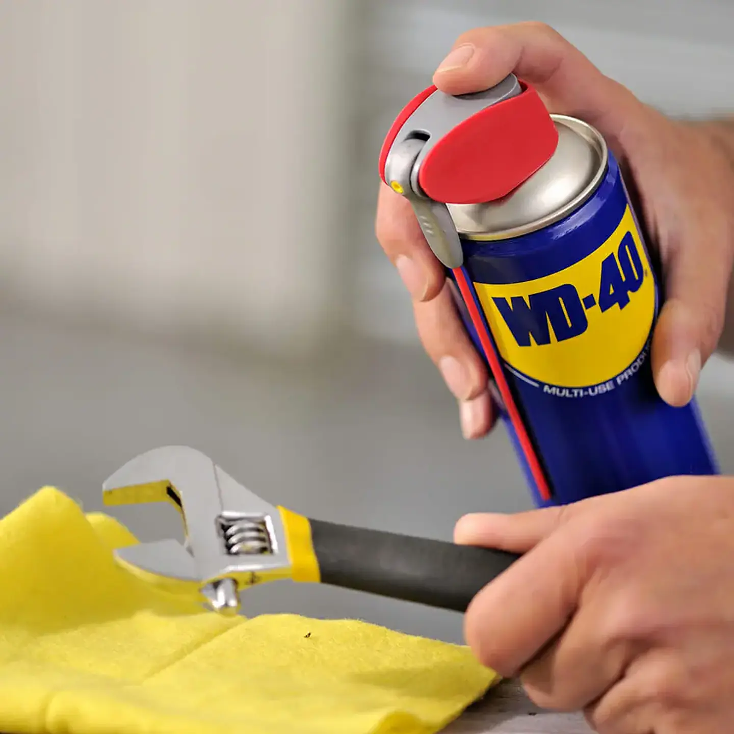 Spray Multiusos Dupla Ação 340343 de 500 ml WD-40 2