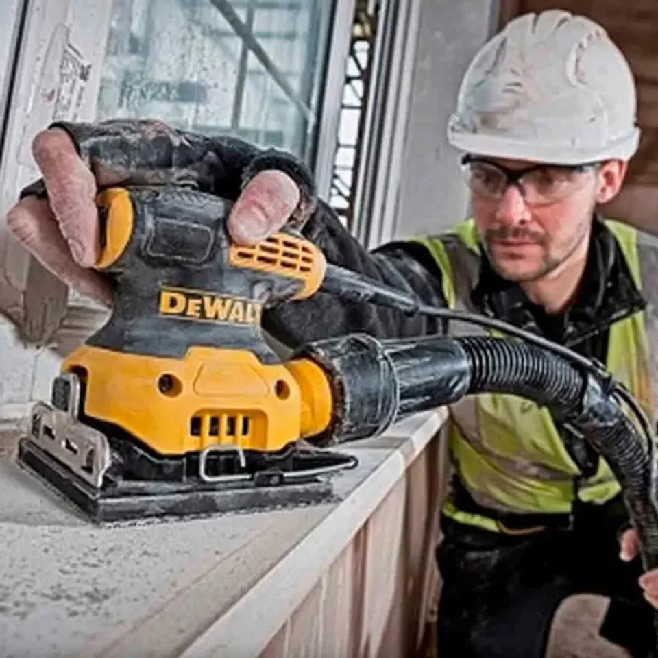 Lixadora Vibratória 1/4 Folha DWE6411 DEWALT 3