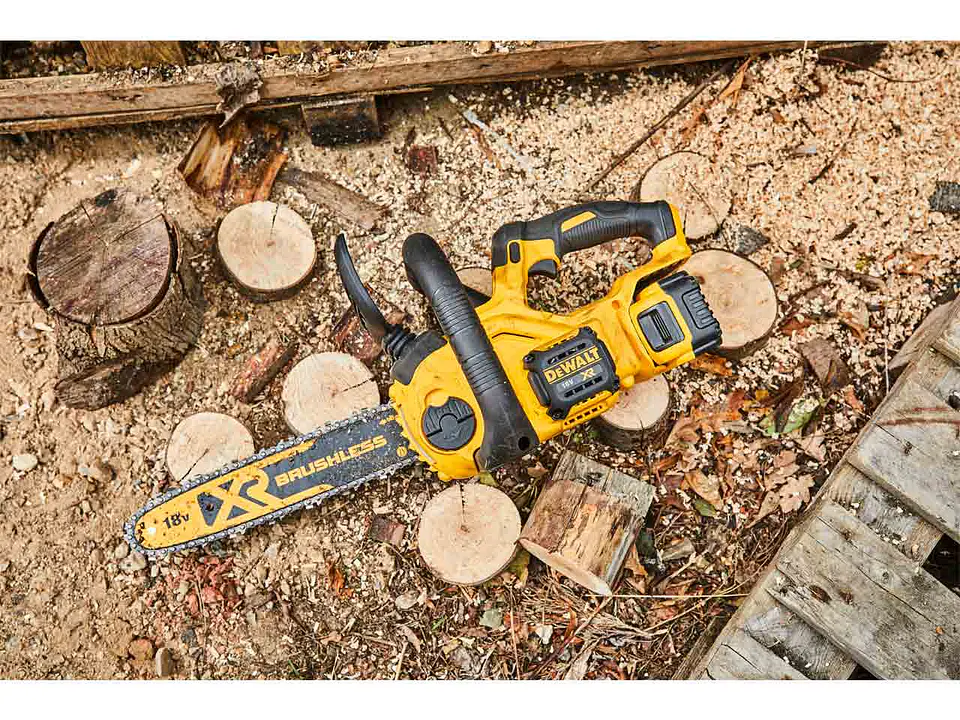 Eletrosserra Compacta sem escovas XR 18V DCM565N DEWALT 2