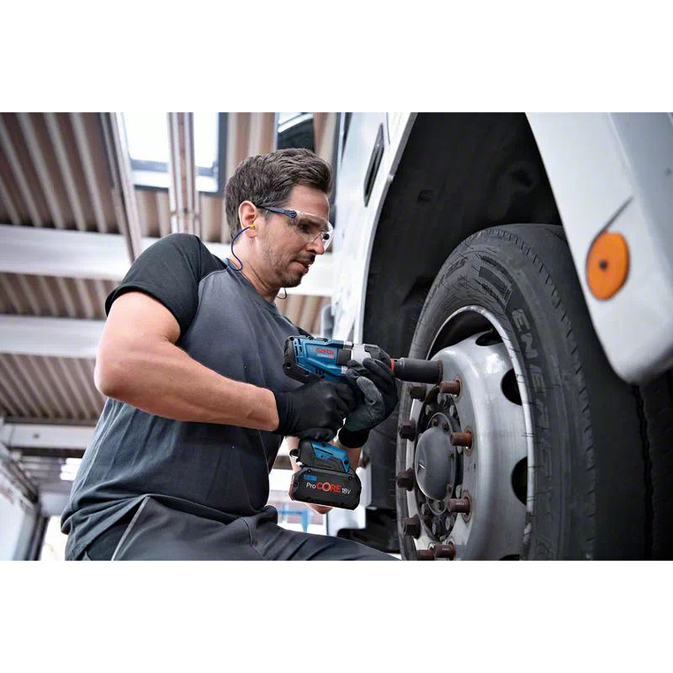 Aparafusadora de impacto 3/4'' GDS 18V-1050 HC + 2 x ProCORE18V 8.0Ah BOSCH  4