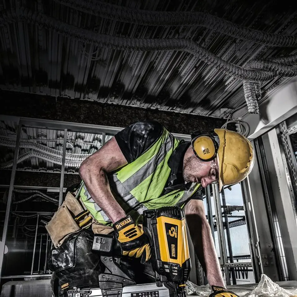 Pistola de Pregar a Gás C5 Trak-It® DDF5110500 DEWALT 3