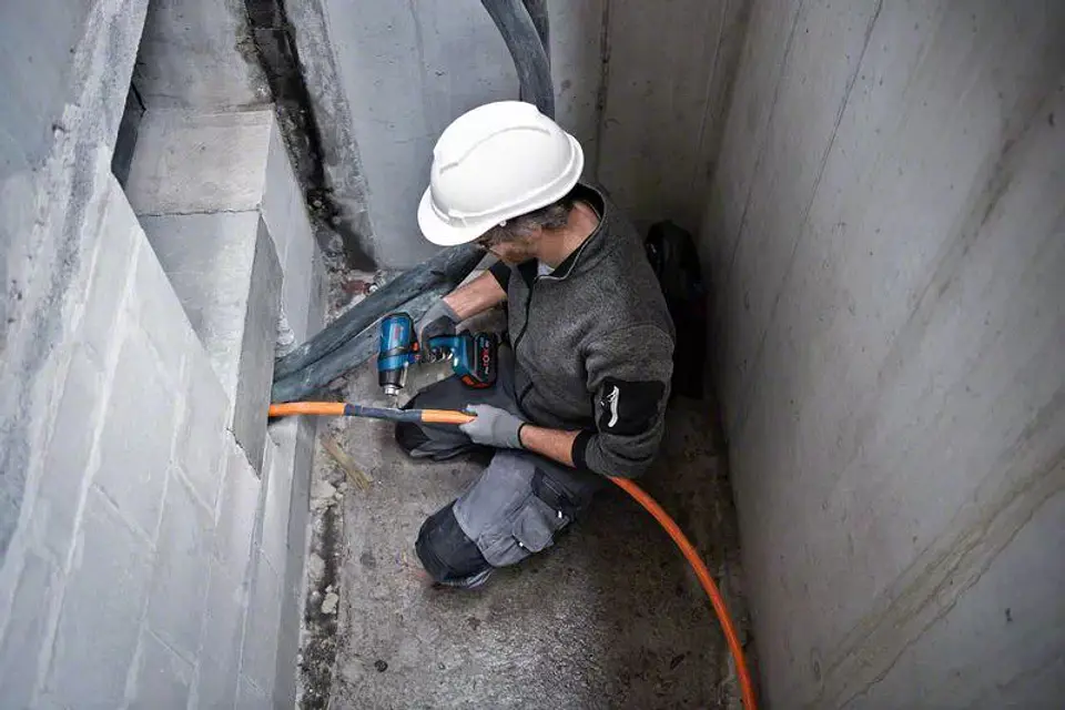 Soprador de ar quente sem fio GHG 18V-50 + Mala L-BOXX BOSCH 5
