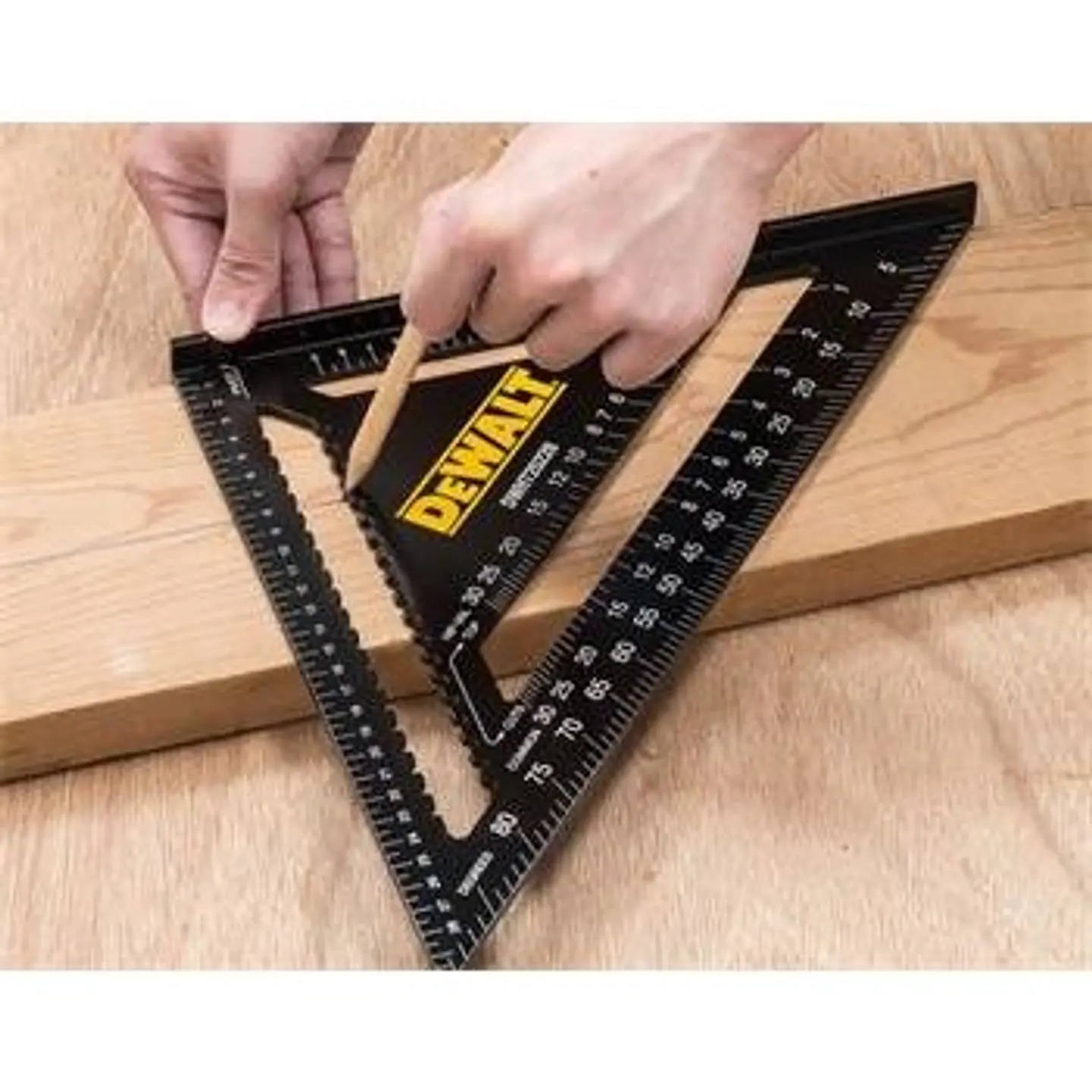 Esquadro Metrico 18 cm DWHT25227-0 DEWALT 2