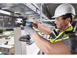 Aparafusadora de Impacto sem fio 18V GDS 18V-210 C BOSCH